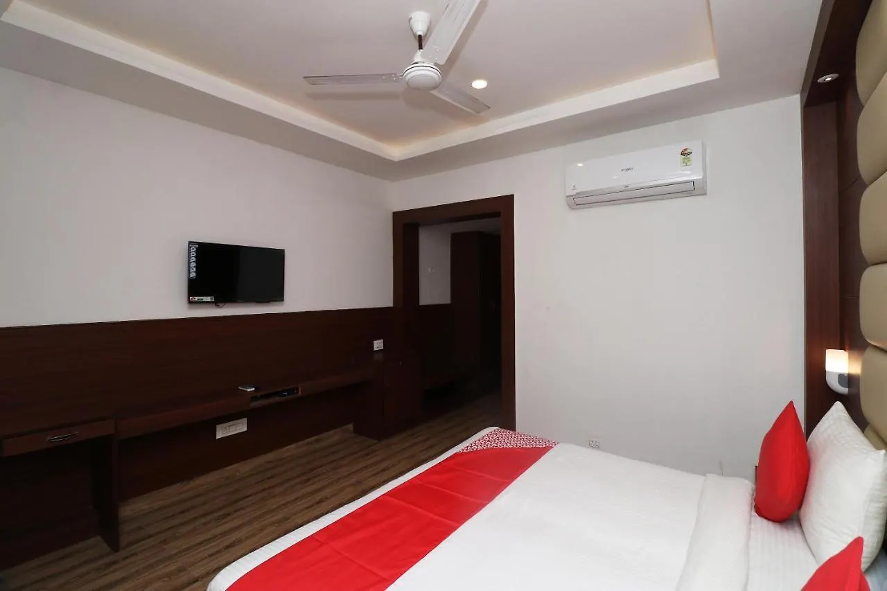 Capital O 16003 Glorify Taj By Hotel Marygold Agra