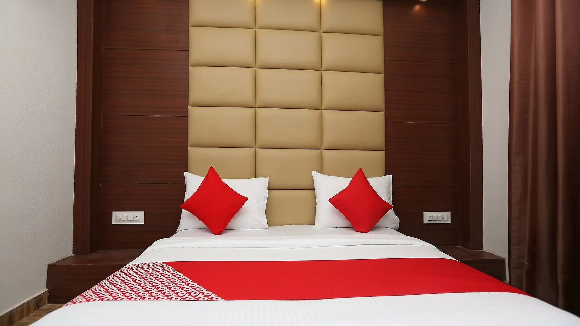 Capital O 16003 Glorify Taj By Hotel Marygold Agra   Agra (Uttar Pradesh)